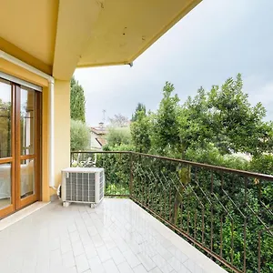 https://residenza-al-vittoriale.it-lombardy.com